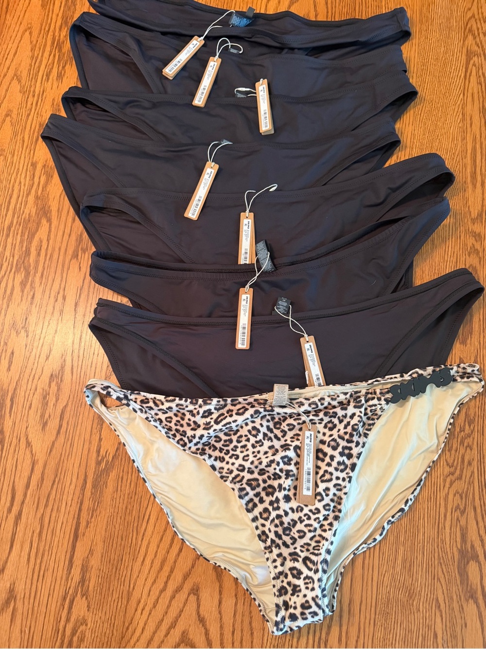 SKIMS 4X Bathing Suit Bottom Lot